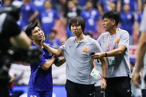 李铁采访爆料视频大全,揭秘足球圈背后真相